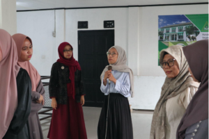 Syarifah: Suara Perubahan Ulama Perempuan Muda dari Pesantren Indramayu 4 - Gemilang Sehat Syarifah3 - Gemilang Sehat